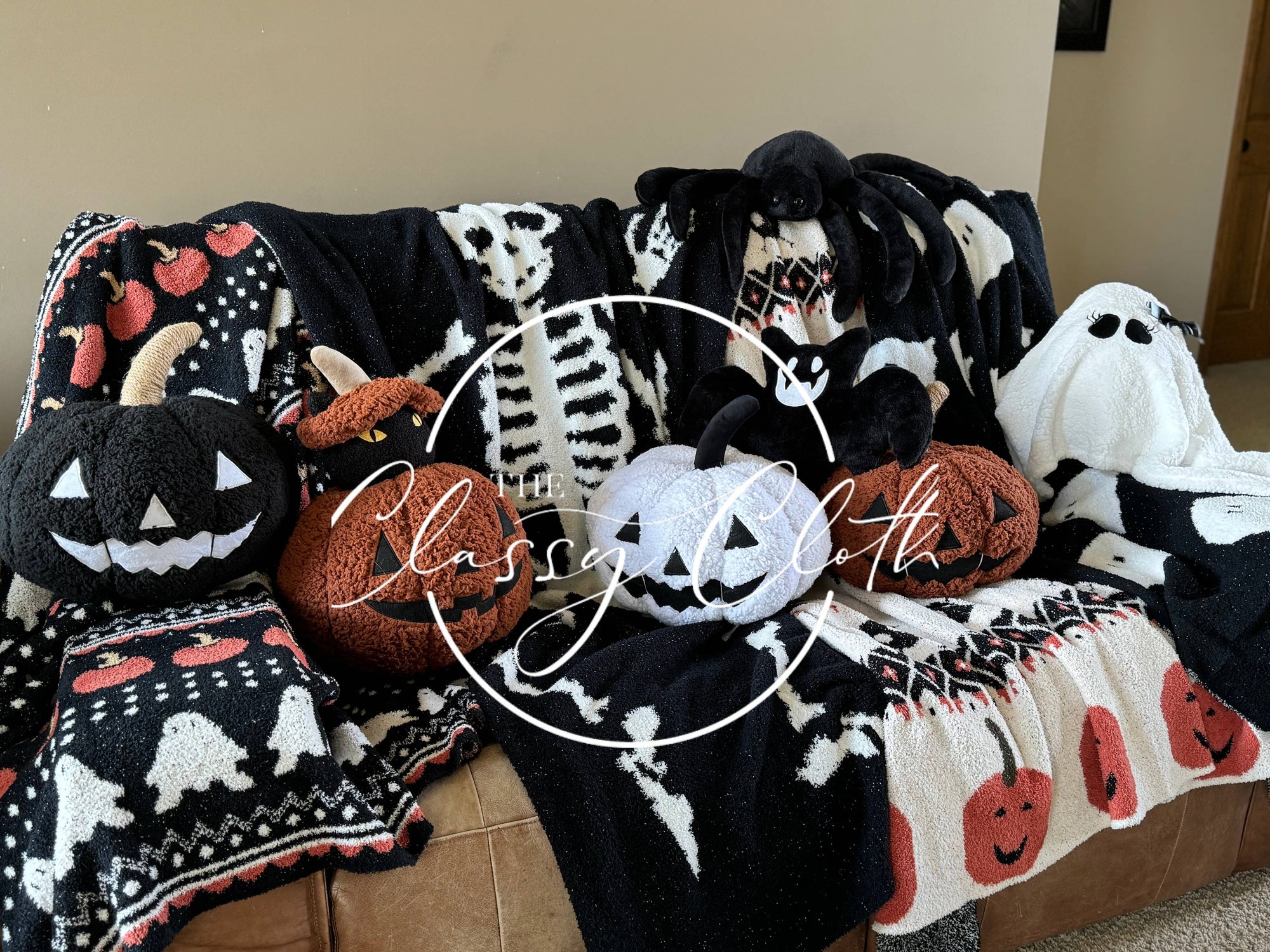 Halloween Sherpa Pillow - Ghost