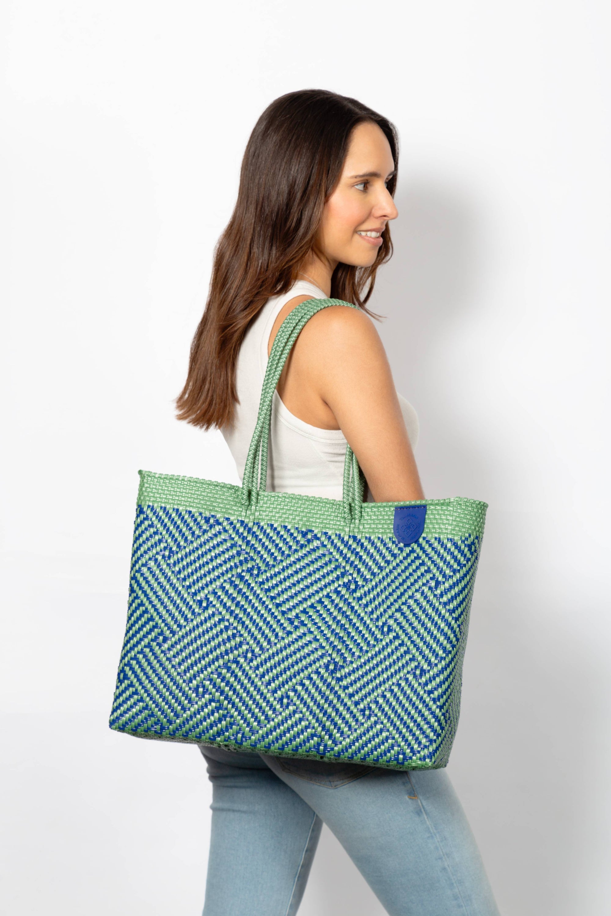 Palmera Woven Plastic Beach Super Tote
