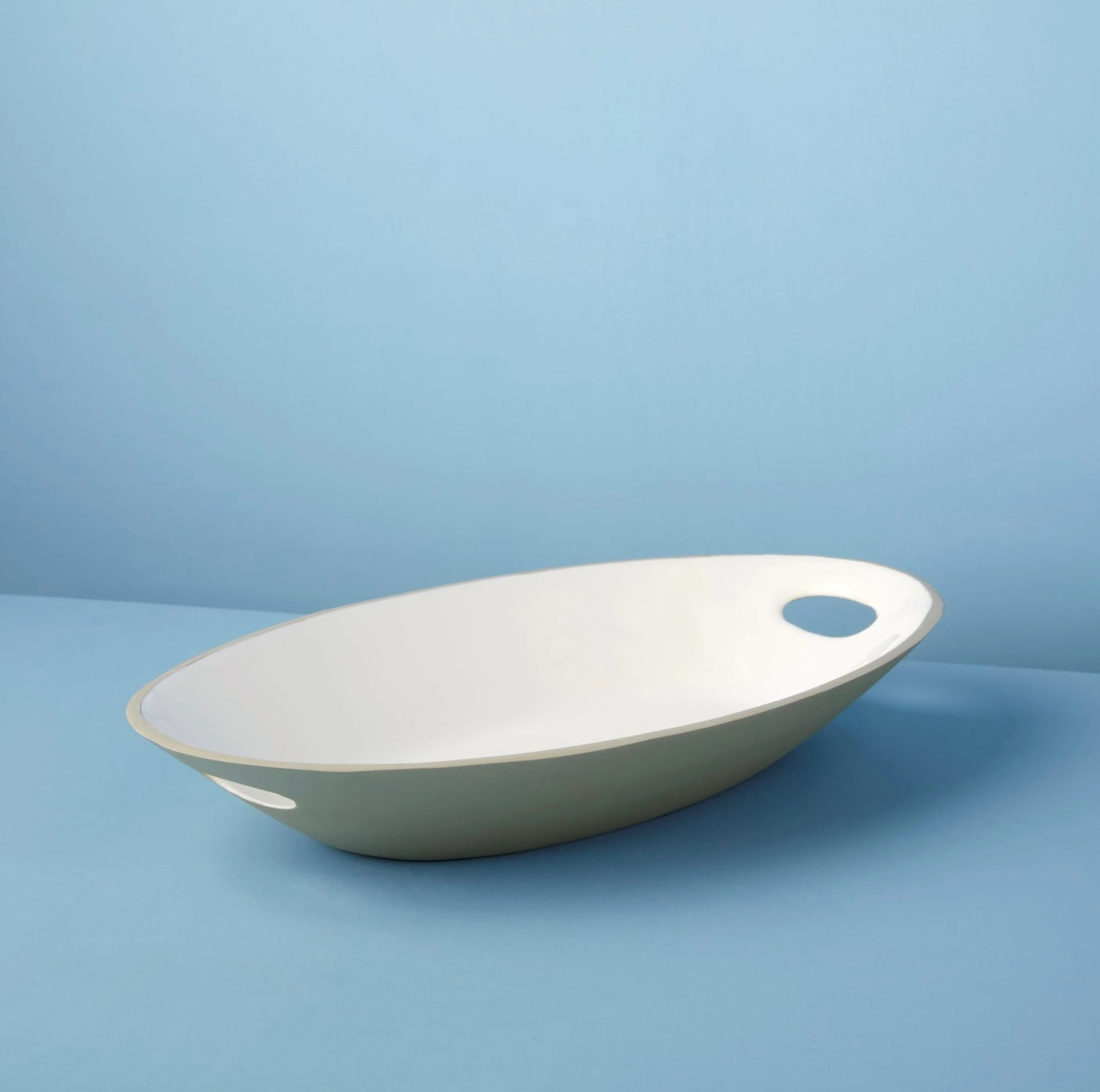 Easton Handled Dish in Dove