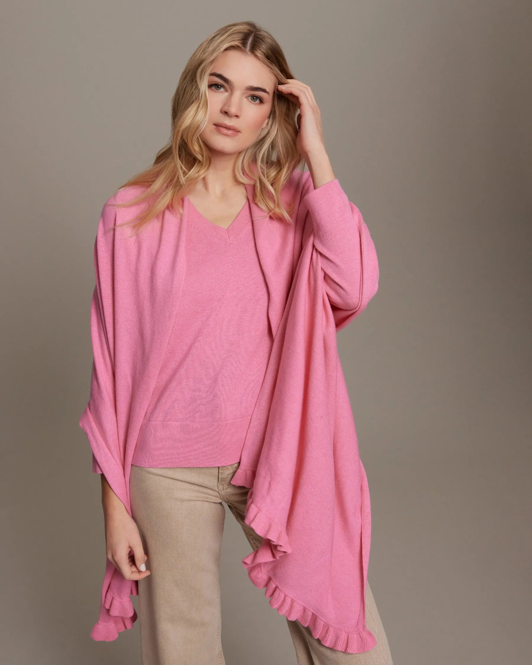 Cotton Cashmere Ruffle Trim Travel Wrap