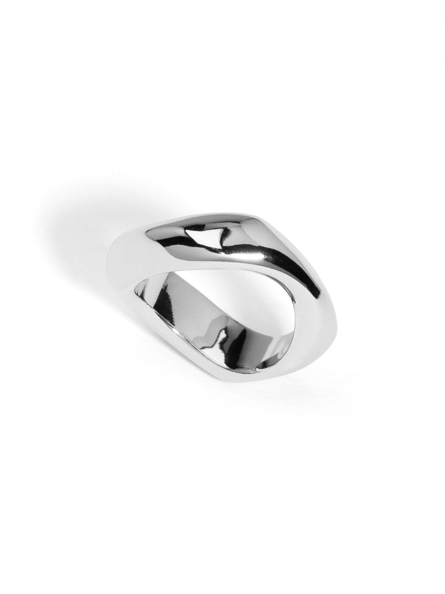 Sculptural Wave Ring