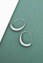 Load image into Gallery viewer, Crescent Moon Thread Drop Earrings
