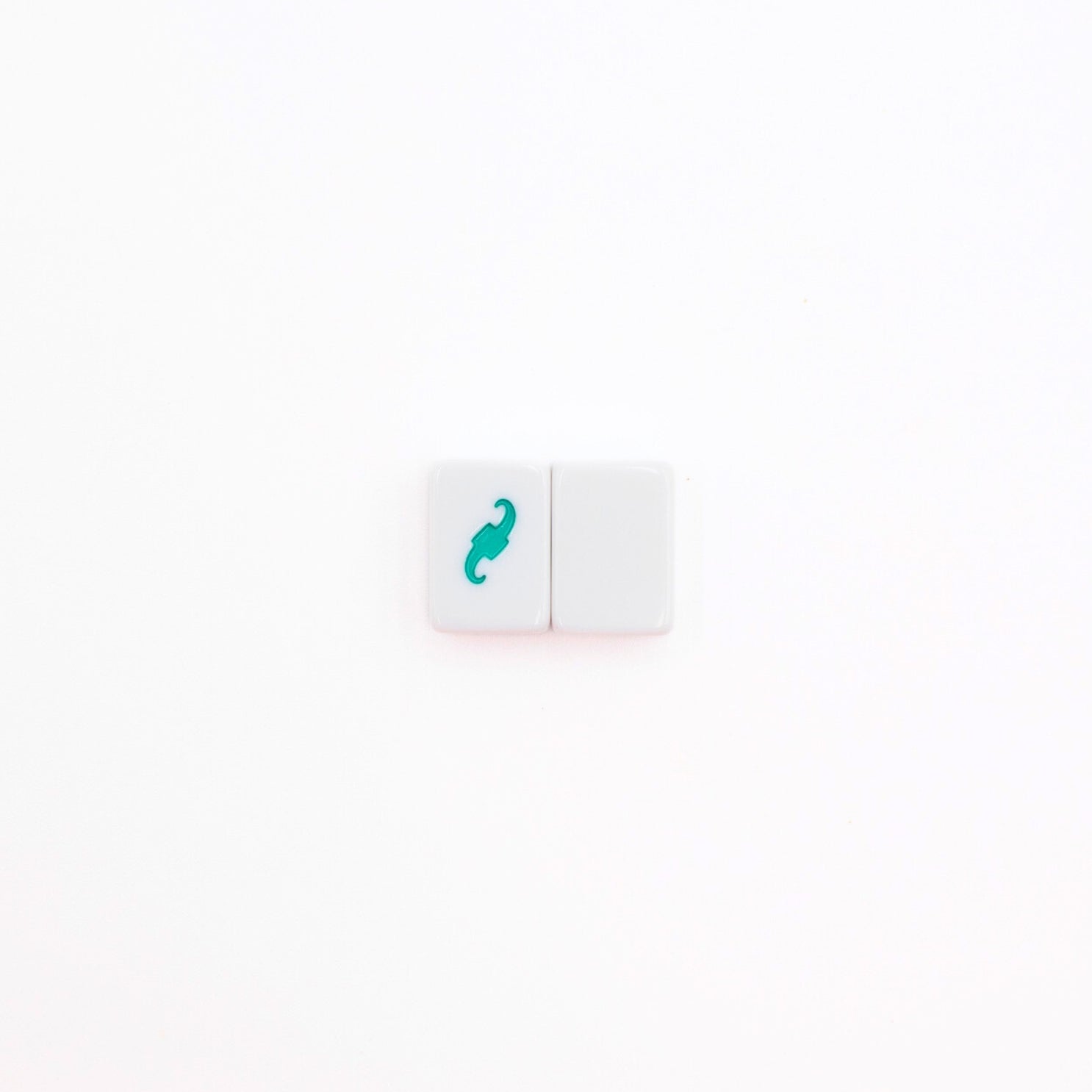 Mini Travel Mahjong | Mini Anywhere Series | White