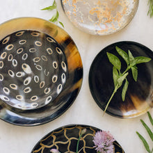 Load image into Gallery viewer, Horn Appetizer Peacock Plate
