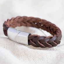 Load image into Gallery viewer, Men&#39;s Thick Woven Leather Bracelet
