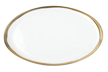 Load image into Gallery viewer, Dauville Platter with Platinum or Gold Rim
